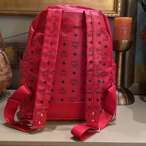 MCM Visetos Stark Red Backpack (Large) - Picture 4 of 16